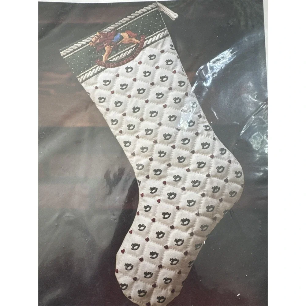 Sunset Embroidery Kit Christmas Stocking Vtg‎ 80s Stitchery Green Cream Quilted